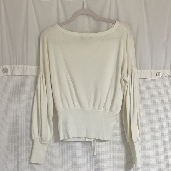 Express white sweater - Picture 7 of 7